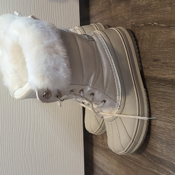 Eva & Zoe Winter Boots - Picture 3 of 7